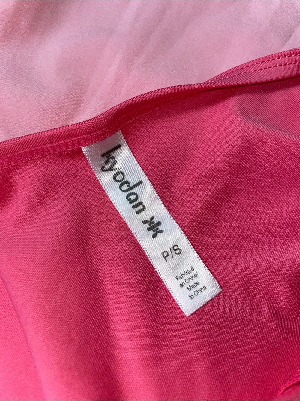 NWT KyoDan Tennis Pink Sports Top with Brand Tag. Size P/S. - Picture 4 of 4